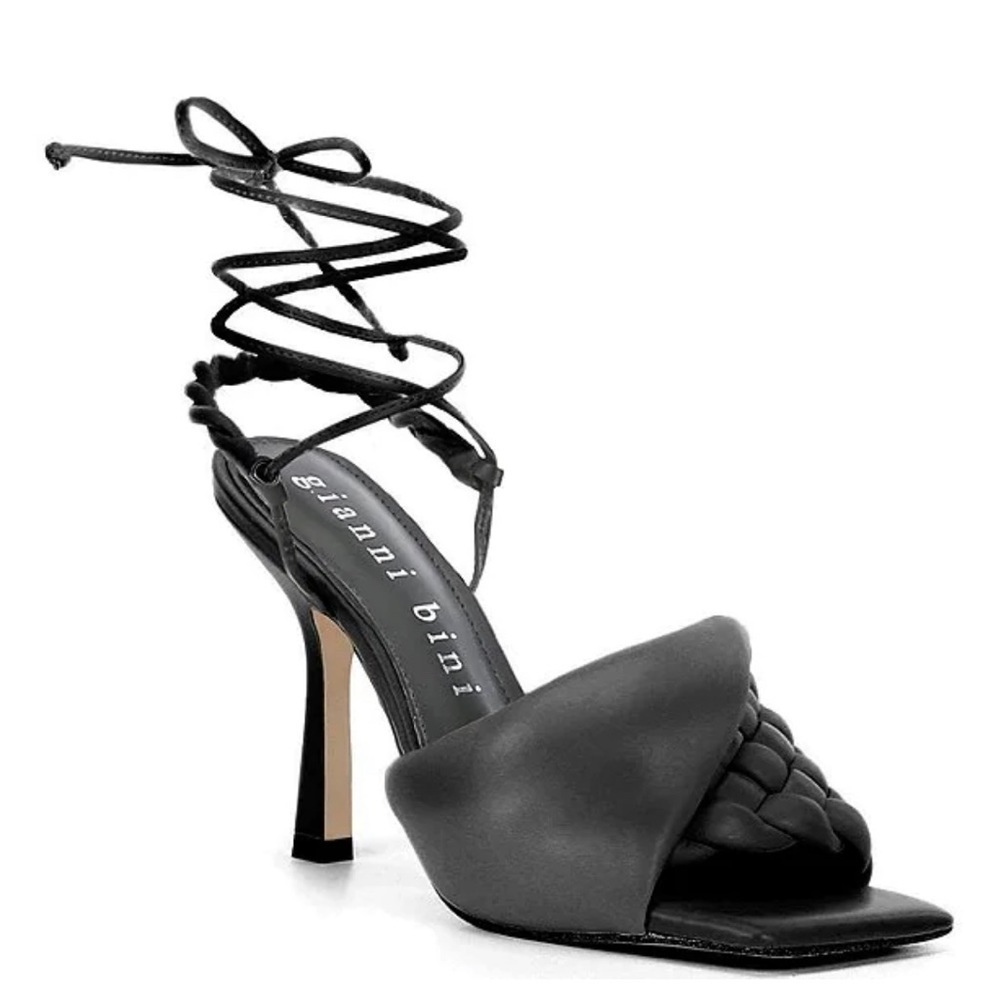 NWT Gianni Bini Dekota Twisted Band Braided Ankle Wrap Leather Sandals Size 7